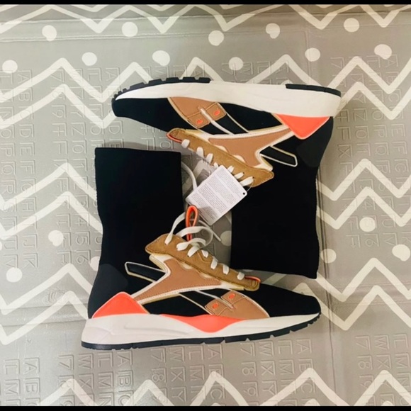 Reebok classic flyknit sock shoes Sneakers - Picture 7 of 7